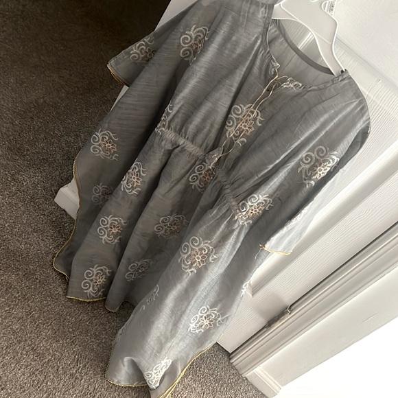 Kaftan style shirt - Picture 2 of 3